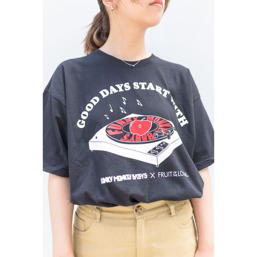 FUNKY MONKEY BΛBY’S × FRUIT OF THE LOOM T-shirt/BLK