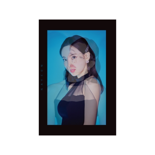 商品一覧ページ | ONCE JAPAN OFFICIAL SHOP | TWICE WORLD TOUR 2019 アウトレット価格で提供 twice lights DVD トレカ アイドル