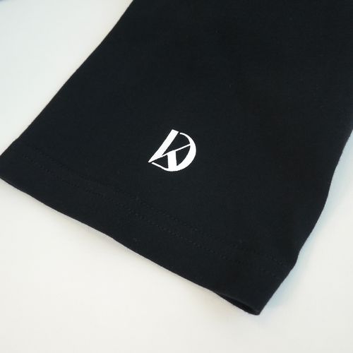 ロゴTシャツ